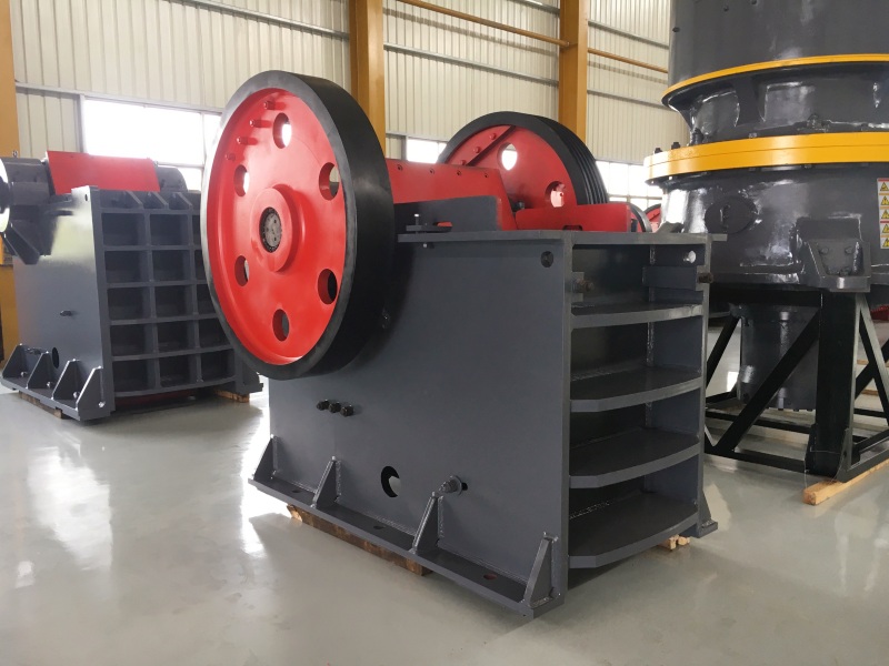 石英砂顎式破碎機遇到小問題怎么辦?全面解決方案及預防措施